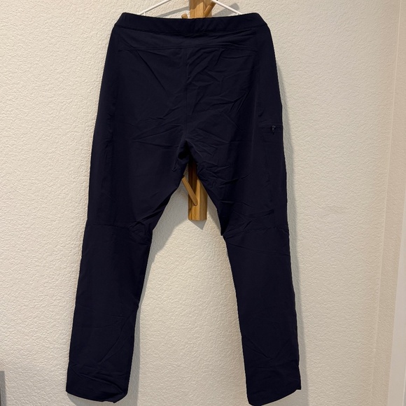 Arc'teryx Gamma LT Pants - Light warmth and weather protection - Picture 2 of 4